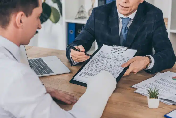 قضايا التعويضات في الإمارات